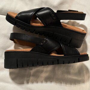 Vionic Uptown Sonoma Sandals